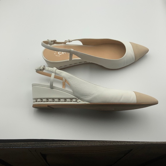 CHANEL Shoes - CHANEL LEATHER SLINGBACK